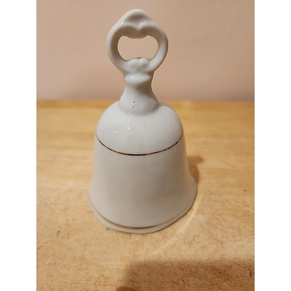 Vintage Cardinal Bird Porcelain Hand Bell with Floral Design‎ Collectible